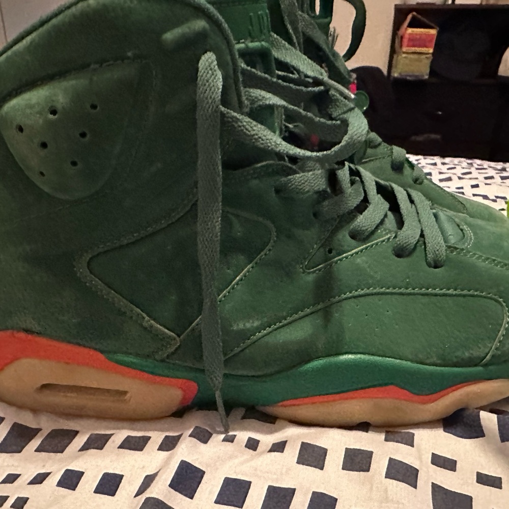 Jordan 6 Gatorade green worn 1x. Excellent brand new condition. No box